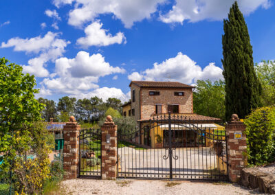 villa-pian-del-rocchio-casa-di-campagna-umbria-vacanze